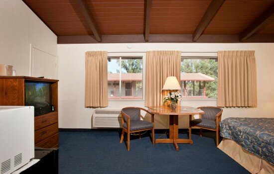 Welcome To The Jackson Lodge - Guest Rooms 