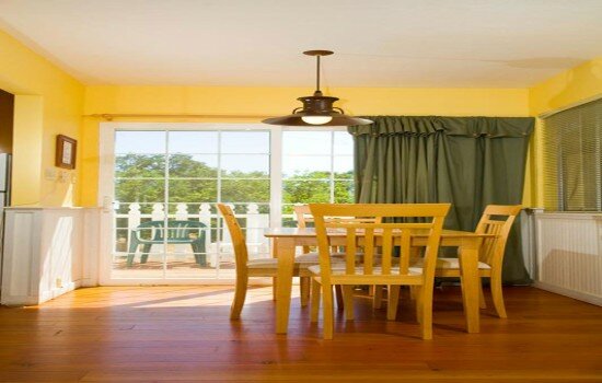Welcome To The Jackson Lodge - Dining Area