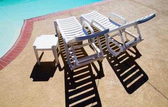 Welcome To The Jackson Lodge - Poolside Lounge Chairs 